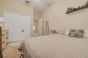 10015 6th St N, Saint Petersburg, FL 33702 - Photo 27