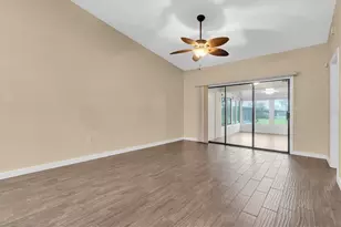3203 Charter Club Dr, Tarpon Springs, FL 34688 - Photo 9