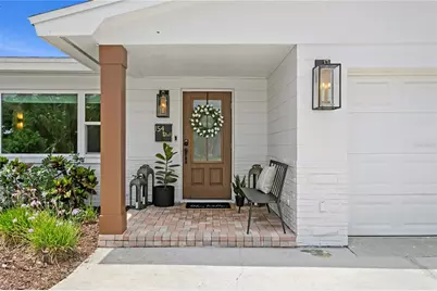154 45th Avenue NE, Saint Petersburg, FL 33703 - Photo 3