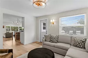 154 45th Ave NE, Saint Petersburg, FL 33703 - Photo 17