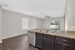 12035 Suburban Sunrise St, Riverview, FL 33578 - Photo 27