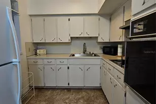 2331 Finlandia Ln, Clearwater, FL 33763 - Photo 7
