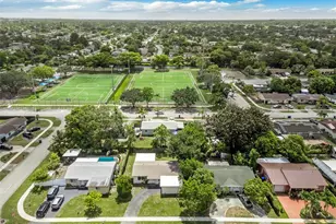405 SW 77th Ave, North Lauderdale, FL 33068 - Photo 33