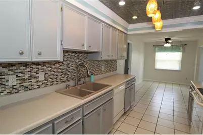 309 Bryce Court, Sun City Center, FL 33573 - Photo 13
