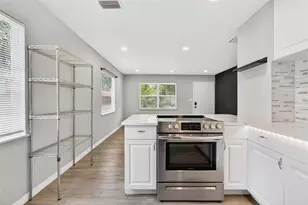 4616 9th Ave S, Saint Petersburg, FL 33711 - Photo 17