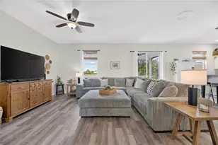 203 Star Shell Dr, Apollo Beach, FL 33572 - Photo 11