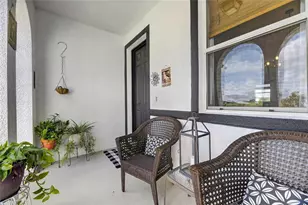 203 Star Shell Dr, Apollo Beach, FL 33572 - Photo 5