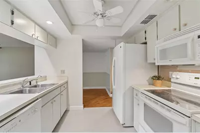 609 Green Valley Road #I2, Palm Harbor, FL 34683 - Photo 23