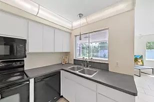 6996 122nd Dr, Largo, FL 33773 - Photo 15