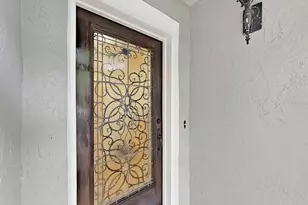 6996 122nd Dr, Largo, FL 33773 - Photo 3