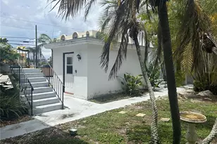 300 35th Ave N, Saint Petersburg, FL 33704 - Photo 5