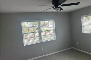 300 35th Ave N, Saint Petersburg, FL 33704 - Photo 15