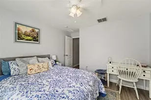 6255 Timberly Ln, Zephyrhills, FL 33542 - Photo 17