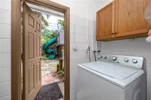 8161 22nd Ave N, Saint Petersburg, FL 33710 - Photo 25