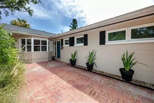 8161 22nd Ave N, Saint Petersburg, FL 33710 - Photo 3