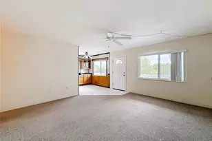 8101 113th St, Seminole, FL 33772 - Photo 5