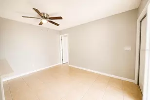 5104 Springwater Ct, Tampa, FL 33624 - Photo 5