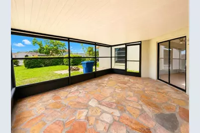 5104 Springwater Court, Tampa, FL 33624 - Photo 3