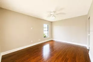 5104 Springwater Ct, Tampa, FL 33624 - Photo 15