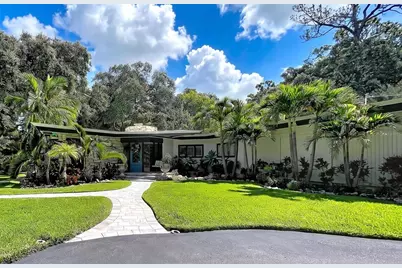 1653 Sunnybrook Lane, Clearwater, FL 33764 - Photo 13