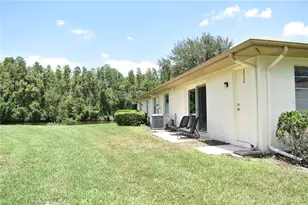 2005 Halmrock Pl, Sun City Center, FL 33573 - Photo 25