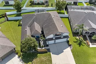 2823 Colewood Ln, Dover, FL 33527 - Photo 5