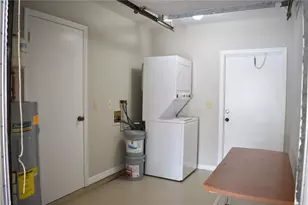 1702 Aura Ct, Sun City Center, FL 33573 - Photo 25