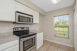 7361 E Bank Dr, Tampa, FL 33617 - Photo 9