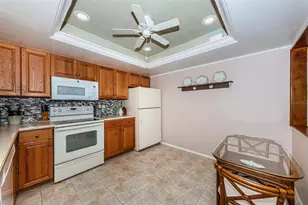 13940 87th Ave, Seminole, FL 33776 - Photo 15