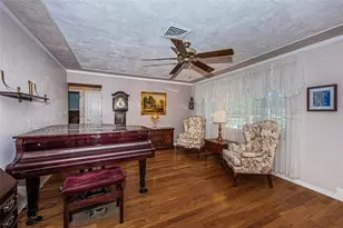 13940 87th Ave, Seminole, FL 33776 - Photo 9