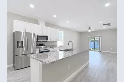 509 E Lake Avenue, Tampa, FL 33603 - Photo 15