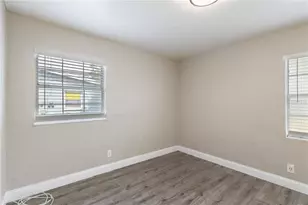 320 E Althea Ave, Tampa, FL 33612 - Photo 15