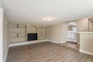 320 E Althea Ave, Tampa, FL 33612 - Photo 9