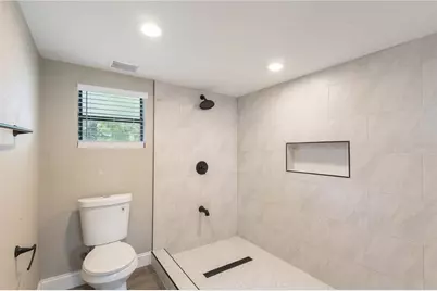 320 E Althea Avenue, Tampa, FL 33612 - Photo 11
