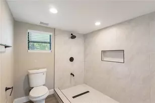 320 E Althea Ave, Tampa, FL 33612 - Photo 11