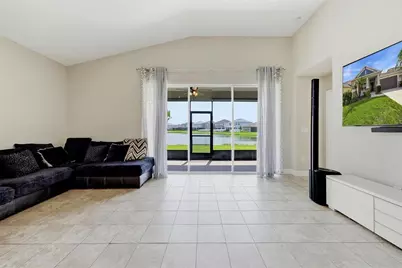 34014 Astoria Circle, Wesley Chapel, FL 33545 - Photo 9