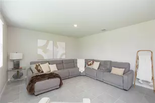 38794 Opal Willow Ln, Zephyrhills, FL 33540 - Photo 17