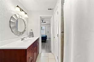 4015 Riverhills Dr, Tampa, FL 33617 - Photo 45