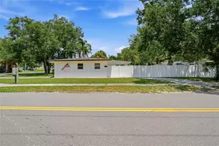 4015 Riverhills Dr, Tampa, FL 33617 - Photo 69