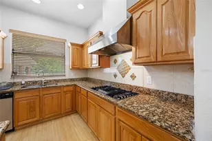 13030 Delwood Rd, Tampa, FL 33624 - Photo 15