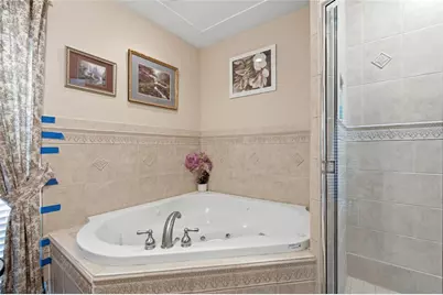 1818 Dolphin Boulevard S, Saint Petersburg, FL 33707 - Photo 41