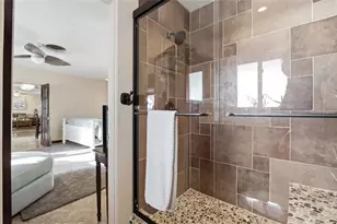 1818 Dolphin Blvd S, Saint Petersburg, FL 33707 - Photo 33