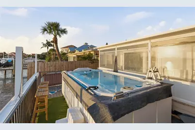 1818 Dolphin Boulevard S, Saint Petersburg, FL 33707 - Photo 45