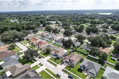 2242 Towering Oaks Circle, Seffner, FL 33584 - Photo 41