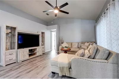 2242 Towering Oaks Circle, Seffner, FL 33584 - Photo 19