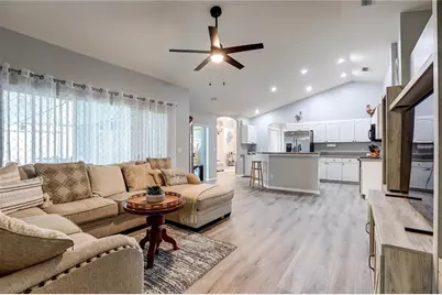 2242 Towering Oaks Circle, Seffner, FL 33584 - Photo 21