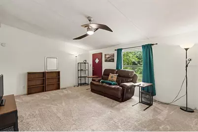 10239 Lyons Avenue, Lithia, FL 33547 - Photo 11