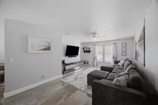 7003 Larimer Ct, Tampa, FL 33615 - Photo 5