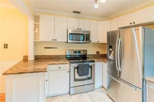 131 Valencia Dr, Dunedin, FL 34698 - Photo 19