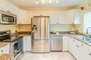 131 Valencia Dr, Dunedin, FL 34698 - Photo 21